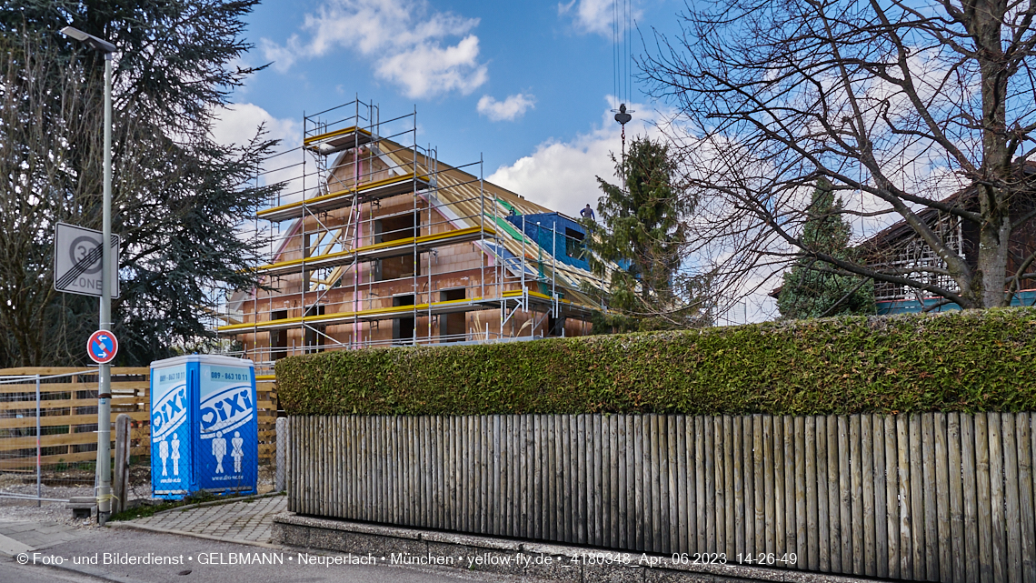 06.04.2023 - Baustelle Niederalmstraße 16 in Neuperlach